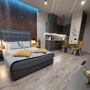 silver-dawn-apartments.szeged-hotels.com/